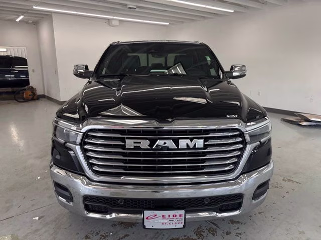 2026 Diamond Black Crystal Pearlcoat Ram 1500 Laramie 4X4 Truck