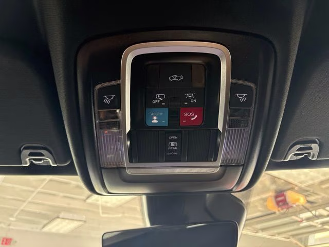 2026 Diamond Black Crystal Pearlcoat Ram 1500 Laramie 4X4 Truck