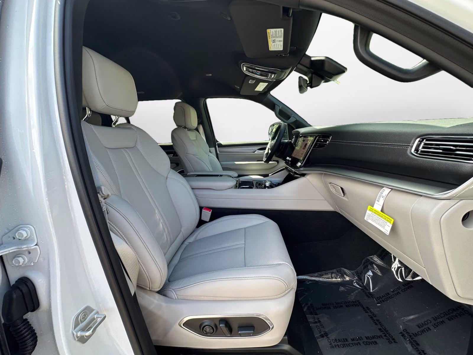2026 Bright White Clearcoat Jeep Grand Wagoneer L 4X4 SUV