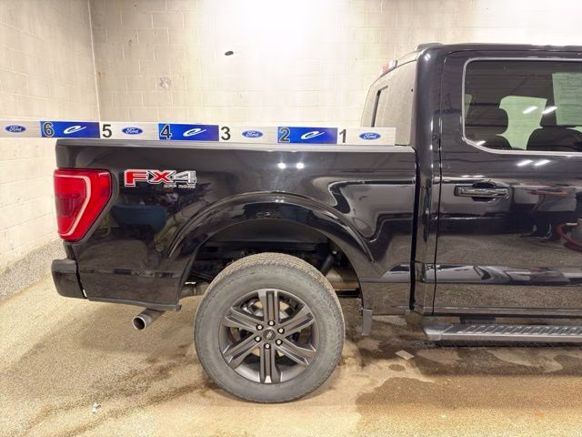 2023 Agate Black Metallic Ford F-150 XLT 4X4 Truck