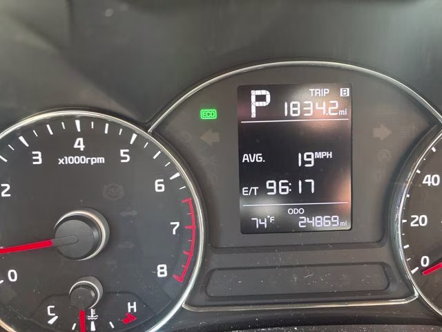 2018 White Kia Forte LX FWD Sedan