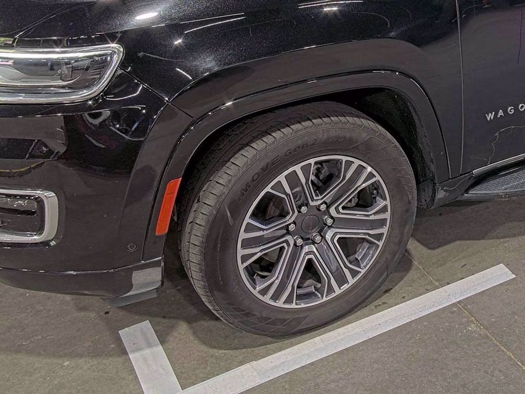 2024 Diamond Black Crystal Pearlcoat Jeep Wagoneer Series II 4X4 SUV