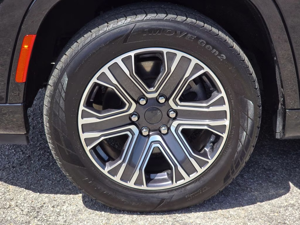 2024 Diamond Black Crystal Pearlcoat Jeep Wagoneer Series II 4X4 SUV