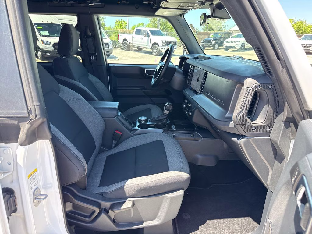 2025 Oxford White Ford Bronco Big Bend 4X4 SUV
