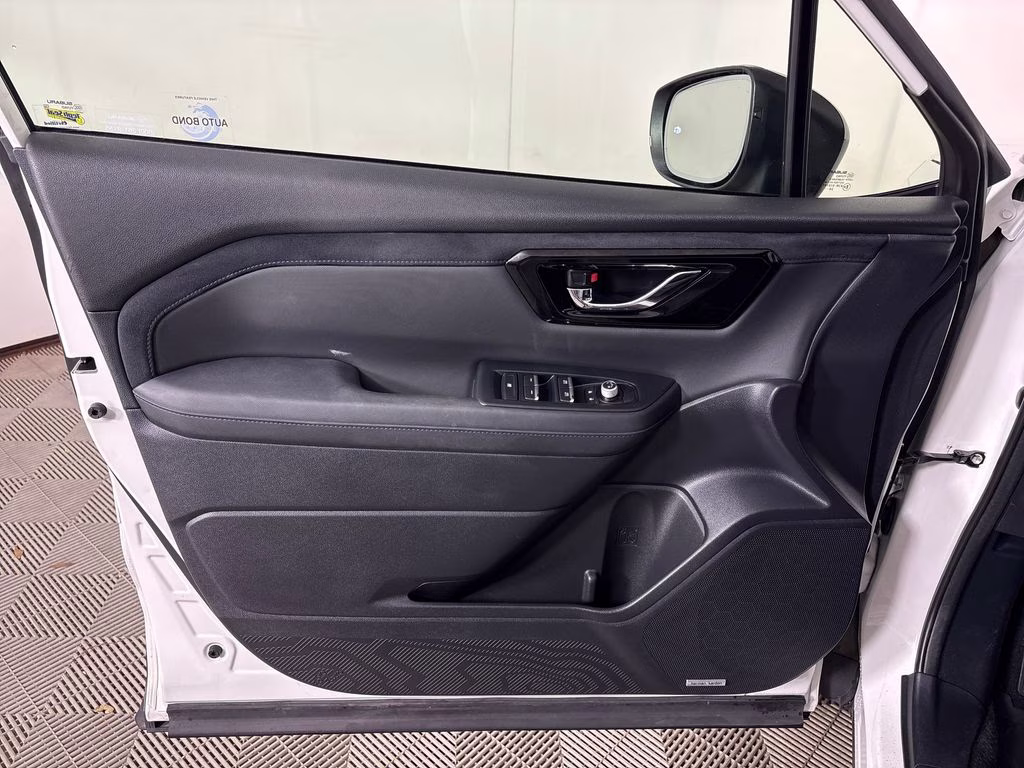 2025 Crystal White Pearl Subaru Forester Limited AWD SUV