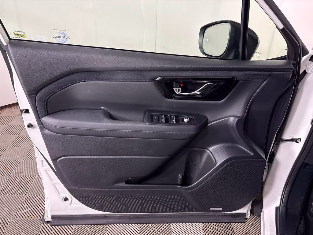 2025 Crystal White Pearl Subaru Forester Limited AWD SUV
