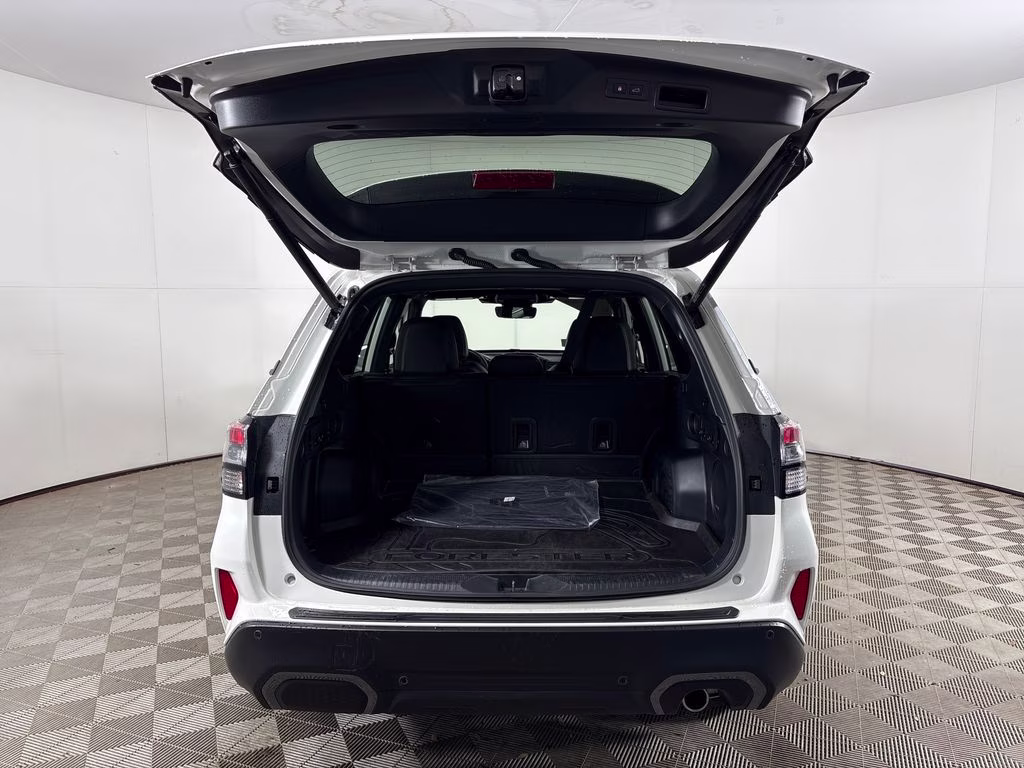 2025 Crystal White Pearl Subaru Forester Limited AWD SUV