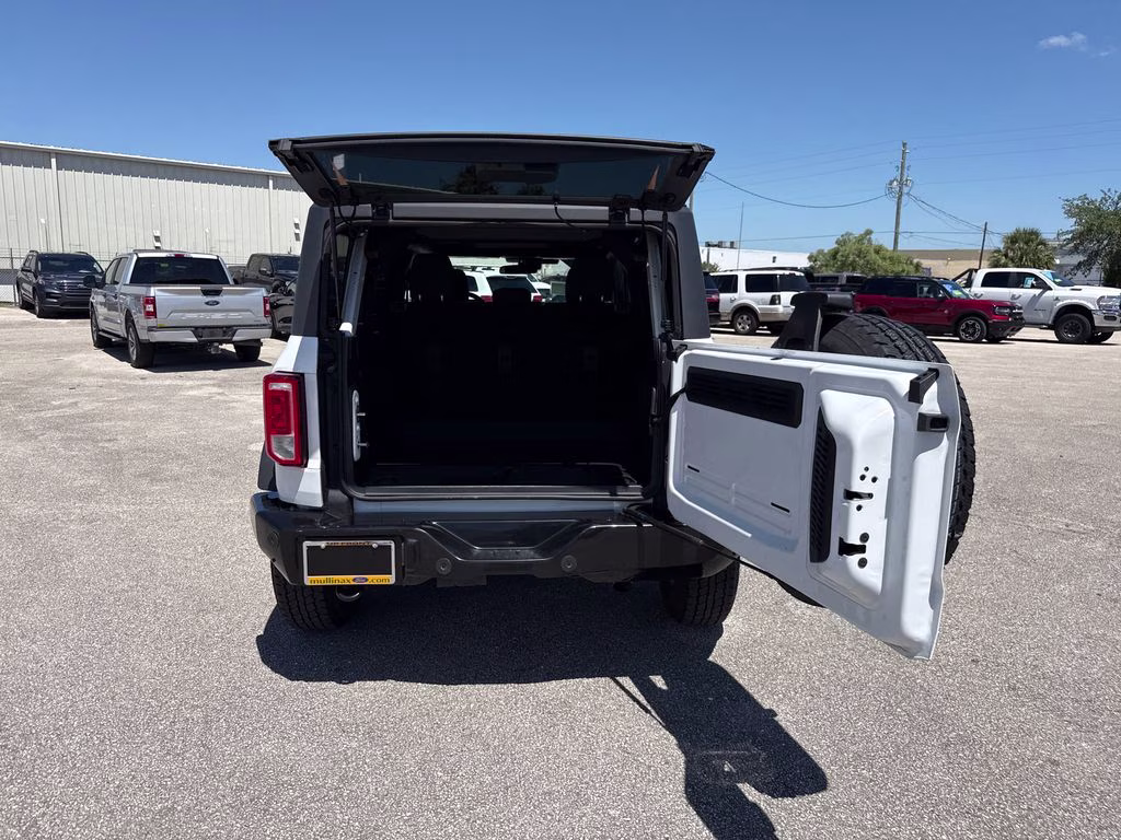 2025 Oxford White Ford Bronco Big Bend 4X4 SUV