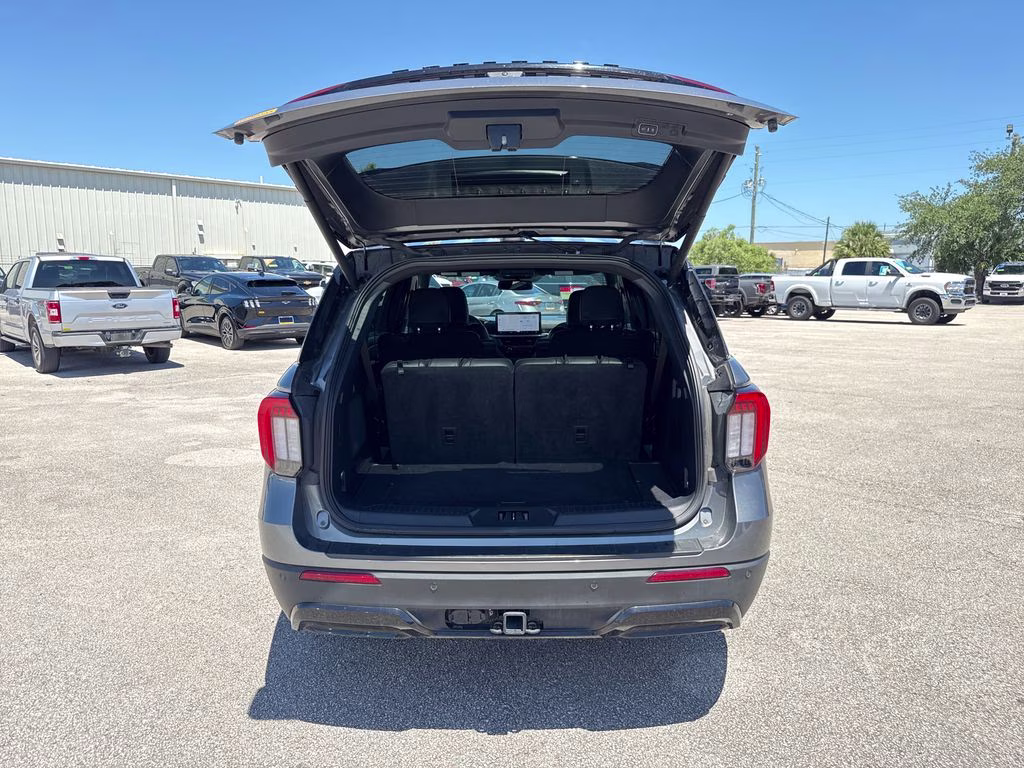 2025 Carbonized Gray Metallic Ford Explorer ST-Line RWD SUV