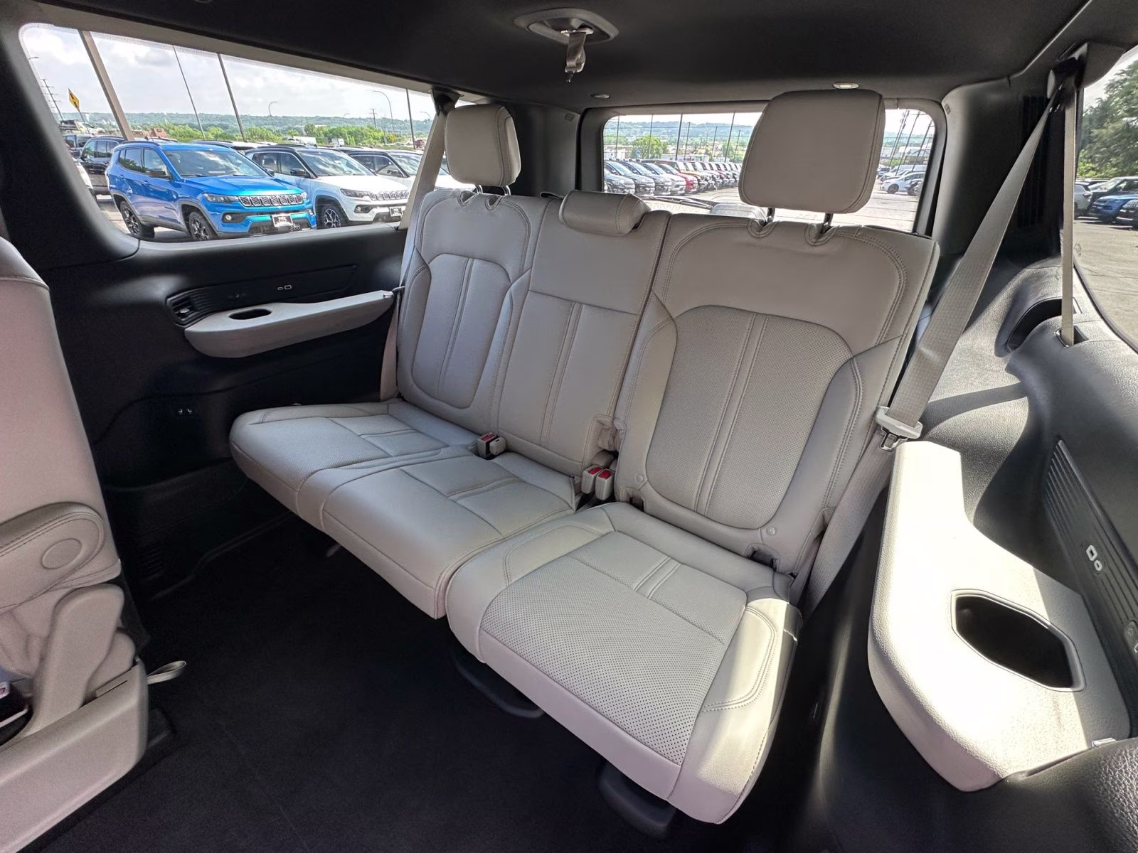 2026 Bright White Clearcoat Jeep Grand Wagoneer L 4X4 SUV