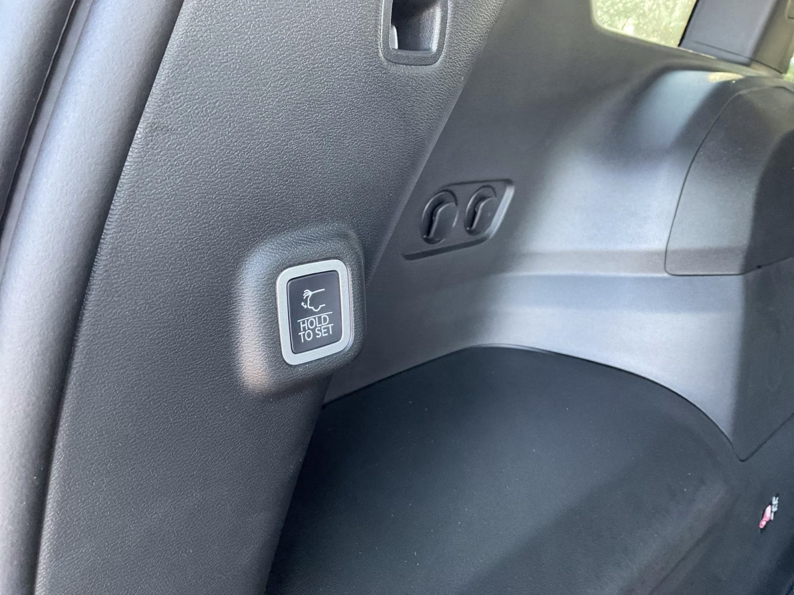 2026 Silver Zynith Clearcoat Jeep Cherokee Limited 4X4 SUV