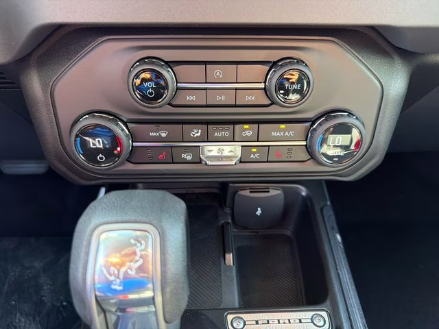 2026 Oxford White Ford Bronco Big Bend 4X4 SUV