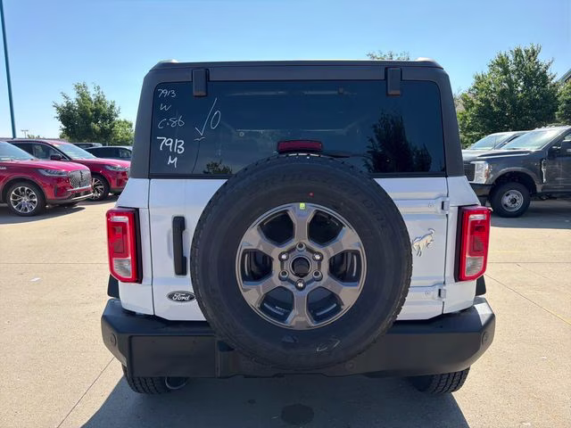 2026 Oxford White Ford Bronco Big Bend 4X4 SUV