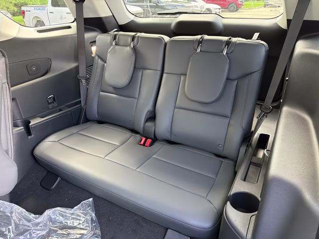 2026 Star White Metallic Tri-Coat Ford Explorer Active 4X4 SUV