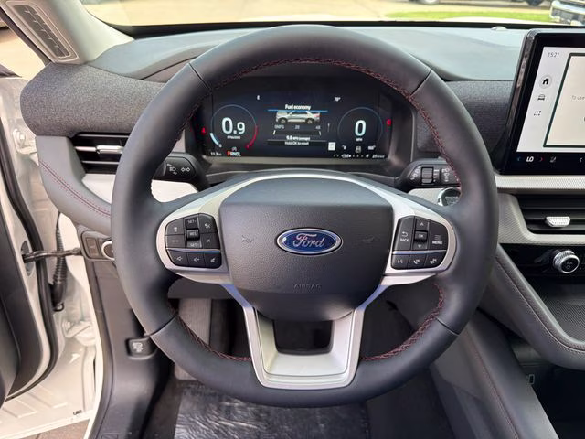 2026 Star White Metallic Tri-Coat Ford Explorer Active 4X4 SUV