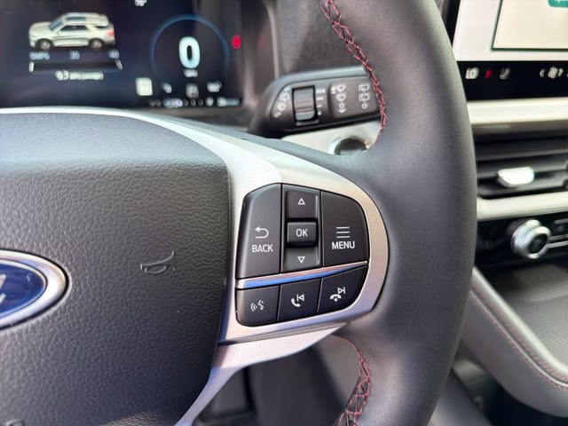 2026 Star White Metallic Tri-Coat Ford Explorer Active 4X4 SUV