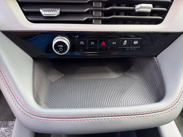 2026 Star White Metallic Tri-Coat Ford Explorer Active 4X4 SUV