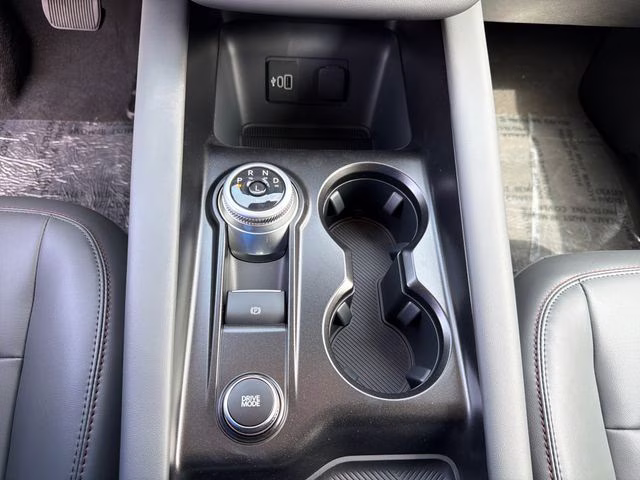 2026 Star White Metallic Tri-Coat Ford Explorer Active 4X4 SUV