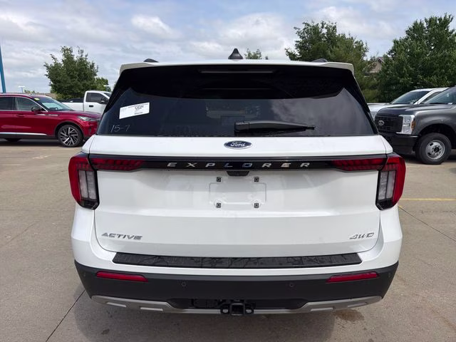 2026 Star White Metallic Tri-Coat Ford Explorer Active 4X4 SUV