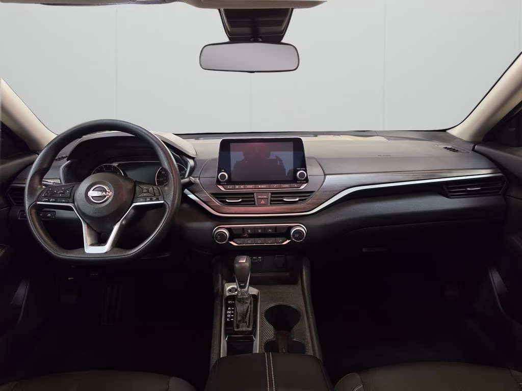 2025 Gun Metallic Nissan Altima 2.5 SV FWD Sedan