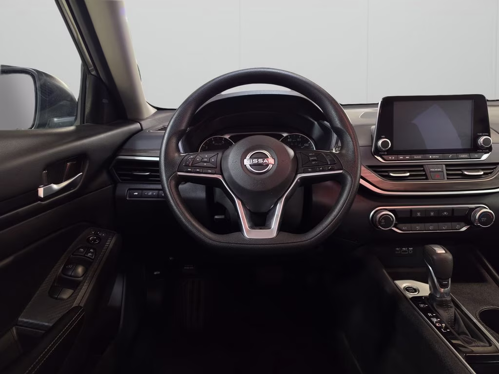 2025 Gun Metallic Nissan Altima 2.5 SV FWD Sedan