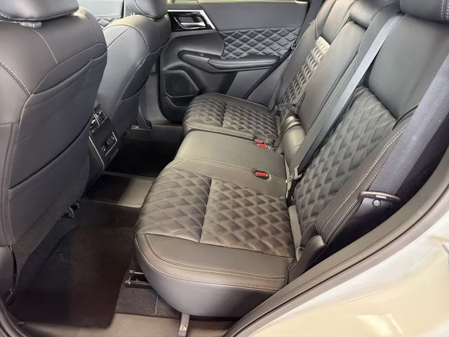 2026 Alpine Frost Nissan Rogue Plug-In Hybrid Platinum AWD SUV