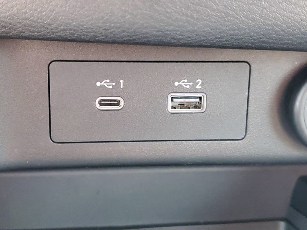 2023 Gun Metallic Nissan Rogue SV AWD SUV