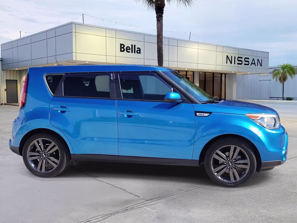 2015 Carribean Blue Kia Soul Plus FWD Hatchback