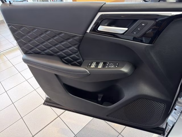 2026 Alpine Frost Nissan Rogue Plug-In Hybrid Platinum AWD SUV