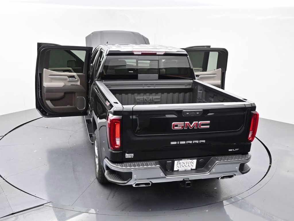 2025 Onyx Black GMC Sierra 1500 SLT 4X4 Truck