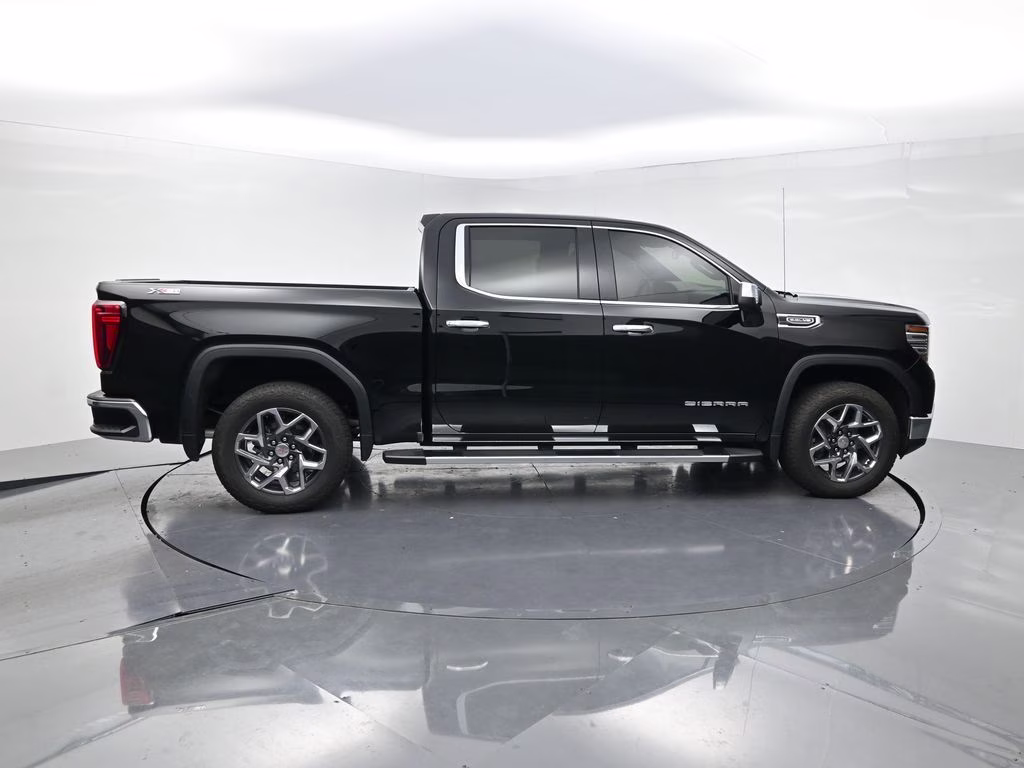 2025 Onyx Black GMC Sierra 1500 SLT 4X4 Truck
