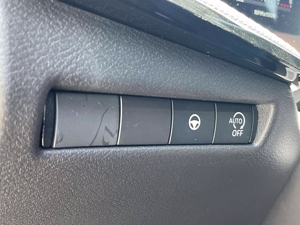 2026 Scarlet Ember Tintcoat Nissan Kicks SR FWD SUV