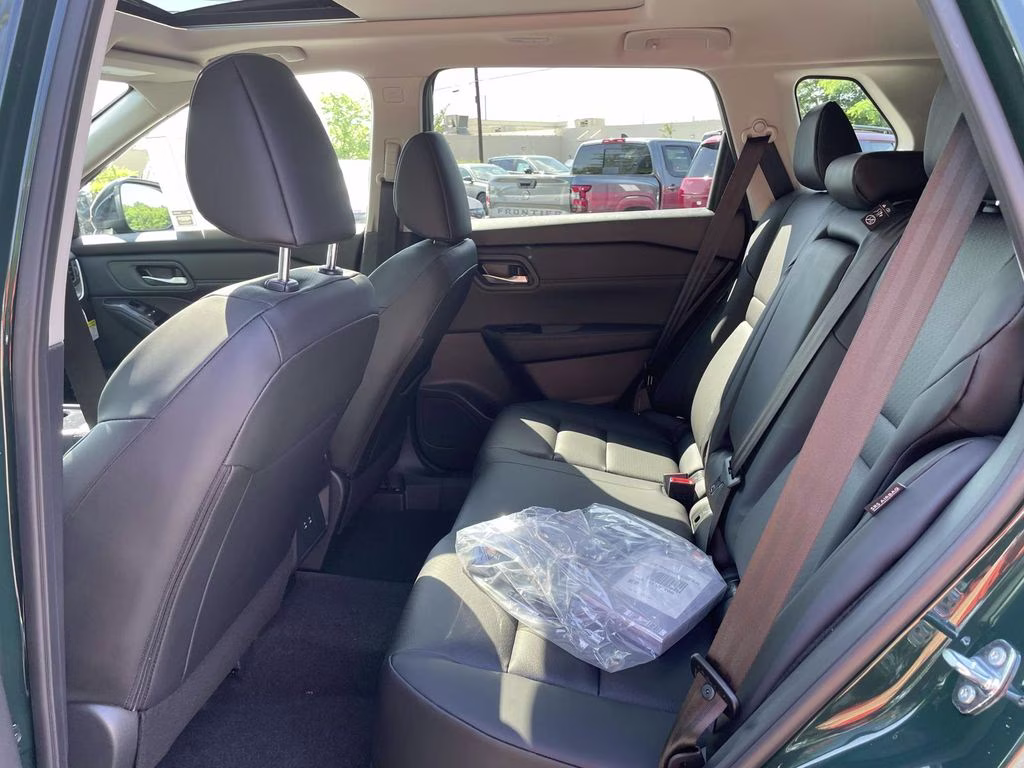 2026 Obsidian Green Nissan Rogue Dark Armor FWD SUV
