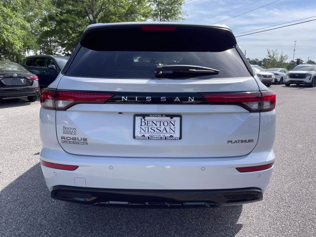 2026 Alpine Frost Nissan Rogue Plug-In Hybrid Platinum AWD SUV