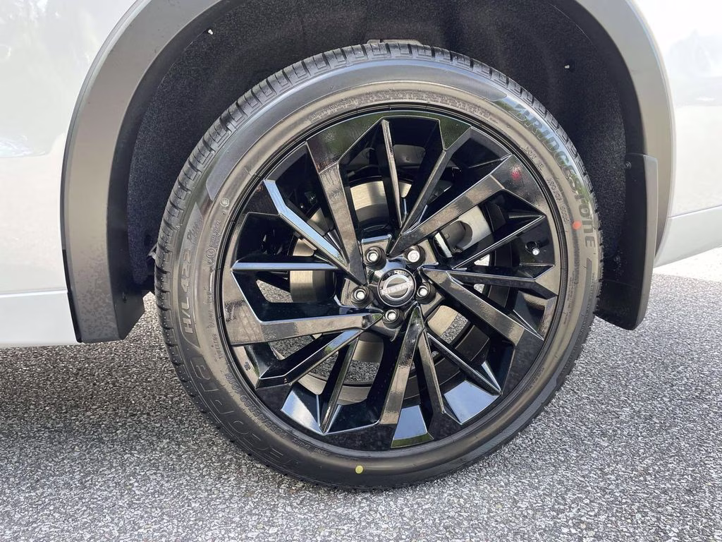 2026 Alpine Frost Nissan Rogue Plug-In Hybrid Platinum AWD SUV
