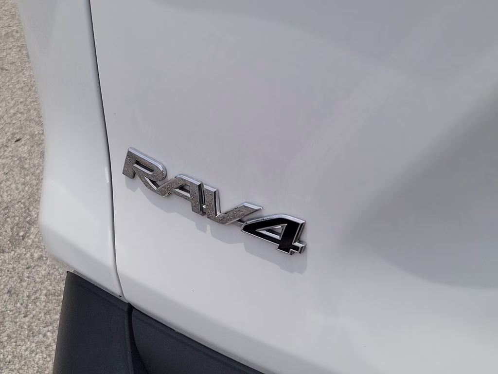 2024 Ice Toyota RAV4 XLE FWD SUV