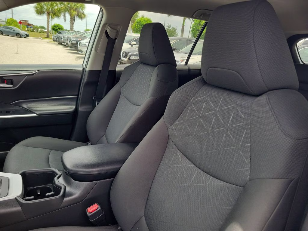 2024 Ice Toyota RAV4 XLE FWD SUV