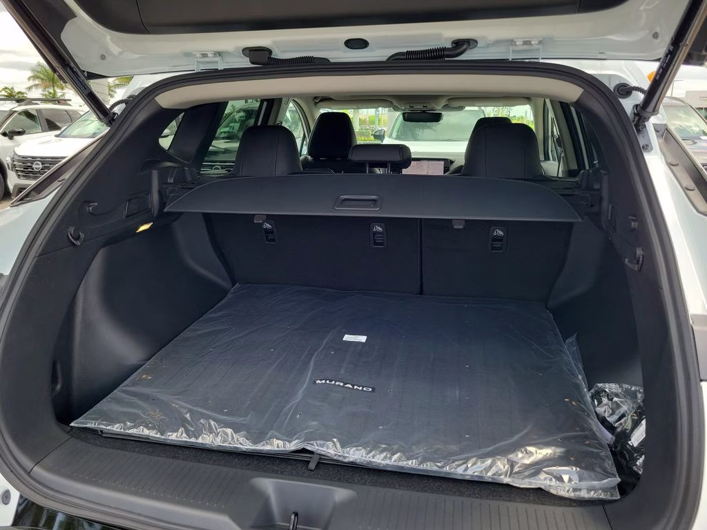 2026 Everest White Pearl Tricoat Nissan Murano Platinum AWD SUV
