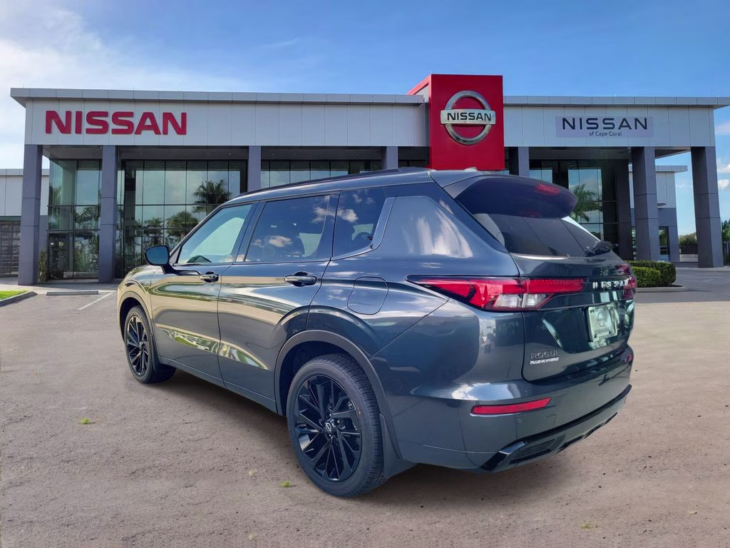 2026 Moonrock Gray Nissan Rogue Plug-In Hybrid Platinum AWD SUV