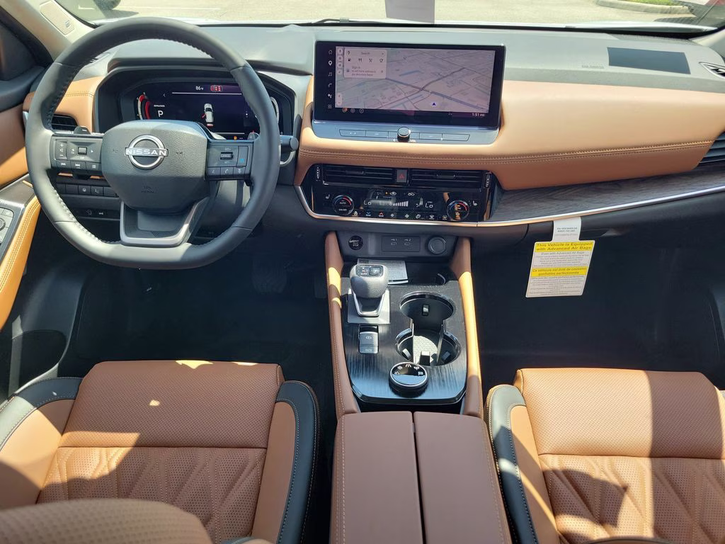 2026 Everest White Pearl/Super Black Nissan Rogue Platinum AWD SUV