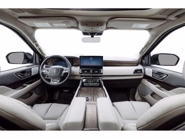 2022 Pearl Metallic Lincoln Navigator Reserve RWD SUV