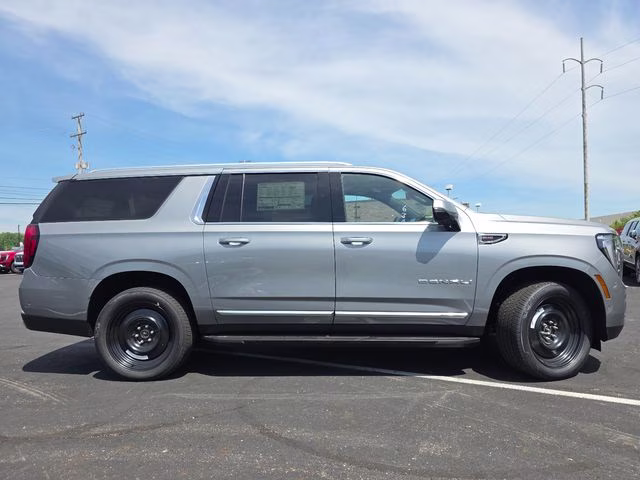 2026 Sterling Metallic GMC Yukon XL Denali 4X4 SUV