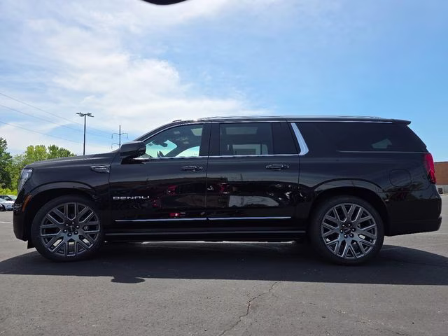 2026 Onyx Black GMC Yukon XL Denali Ultimate 4X4 SUV