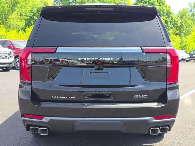 2026 Onyx Black GMC Yukon XL Denali Ultimate 4X4 SUV
