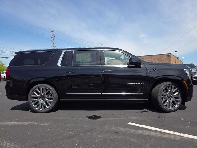 2026 Onyx Black GMC Yukon XL Denali Ultimate 4X4 SUV