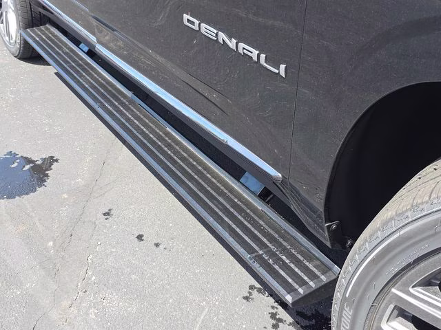 2026 Onyx Black GMC Yukon XL Denali Ultimate 4X4 SUV