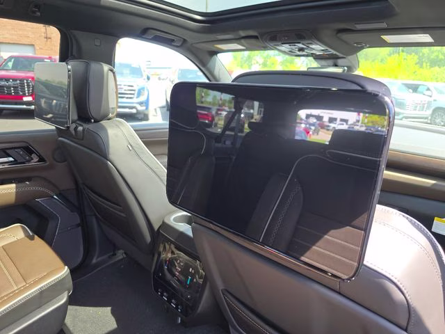 2026 Onyx Black GMC Yukon XL Denali Ultimate 4X4 SUV