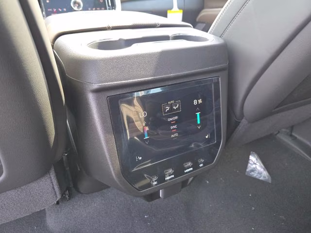 2026 Onyx Black GMC Yukon XL Denali Ultimate 4X4 SUV