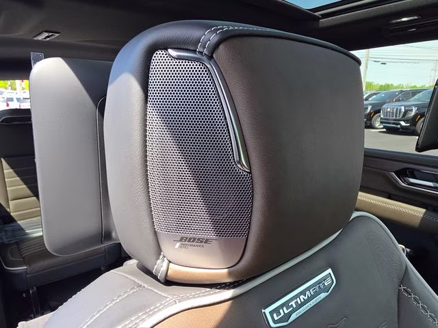 2026 Onyx Black GMC Yukon XL Denali Ultimate 4X4 SUV