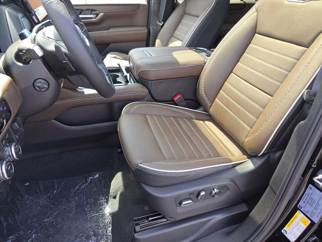 2026 Onyx Black GMC Yukon XL Denali Ultimate 4X4 SUV